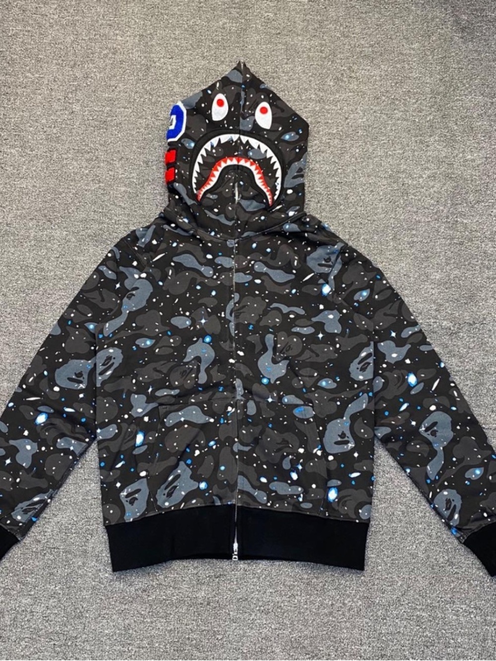 Brand new Bape Space Camo Shark WGM Black Hoodie size Medium